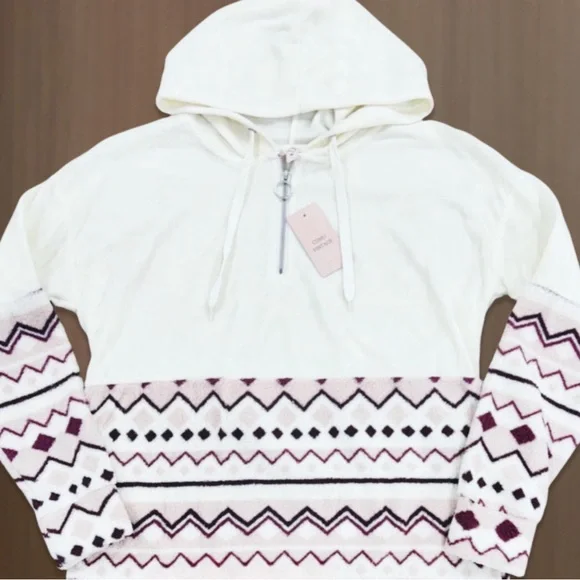 NWT Como Vintage Fuzzy Hoodie - Picture 4 of 6